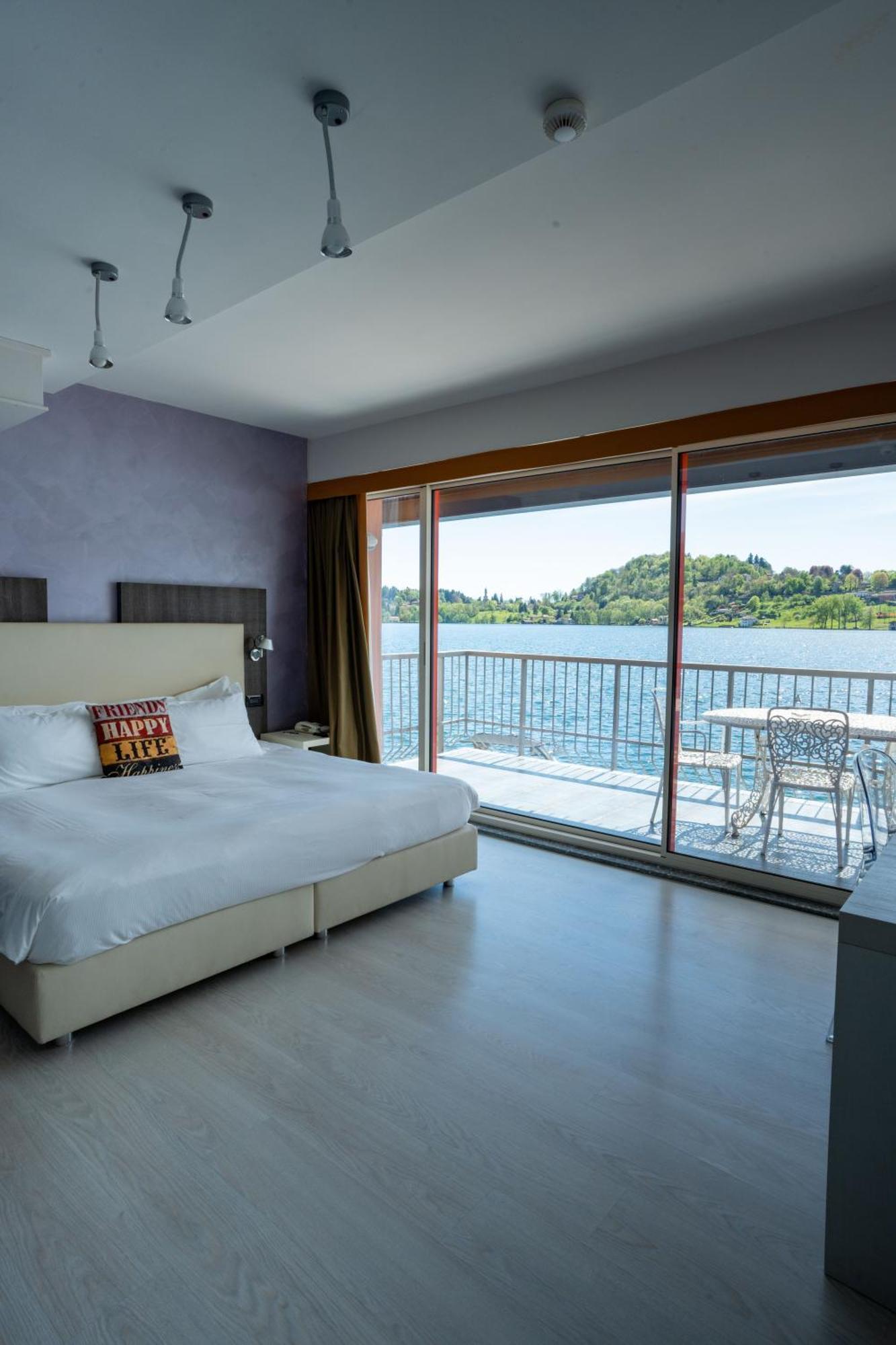 Hotel L'Approdo Pettenasco Εξωτερικό φωτογραφία